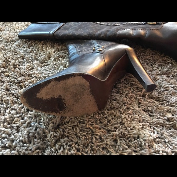 Louis Vuitton mini lin high heel boots - Picture 14 of 16
